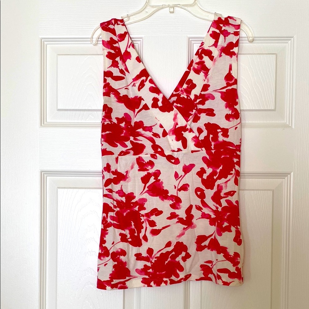 H&M Red and White Floral V neck Top